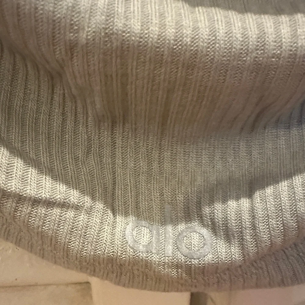 ALO Yoga Ribbed Gather Long Sleeve Blouse - Limestone - Picture 5 of 6